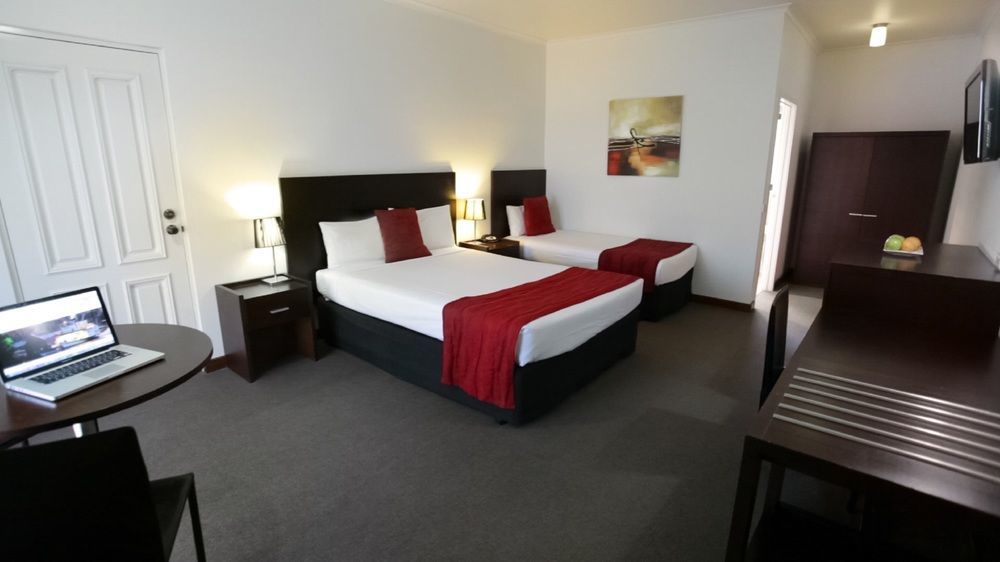 Mercure Port Of Australia Buitenkant foto