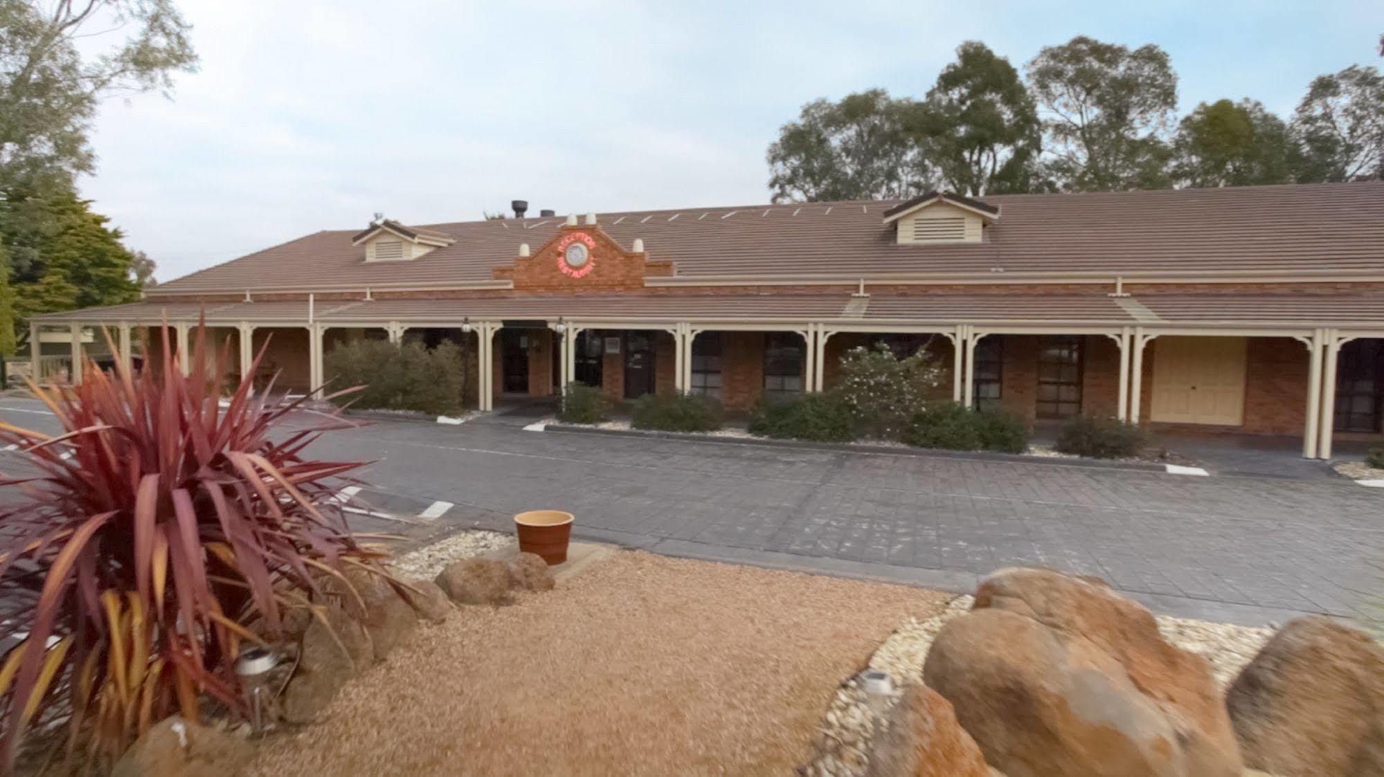 Mercure Port Of Australia Buitenkant foto