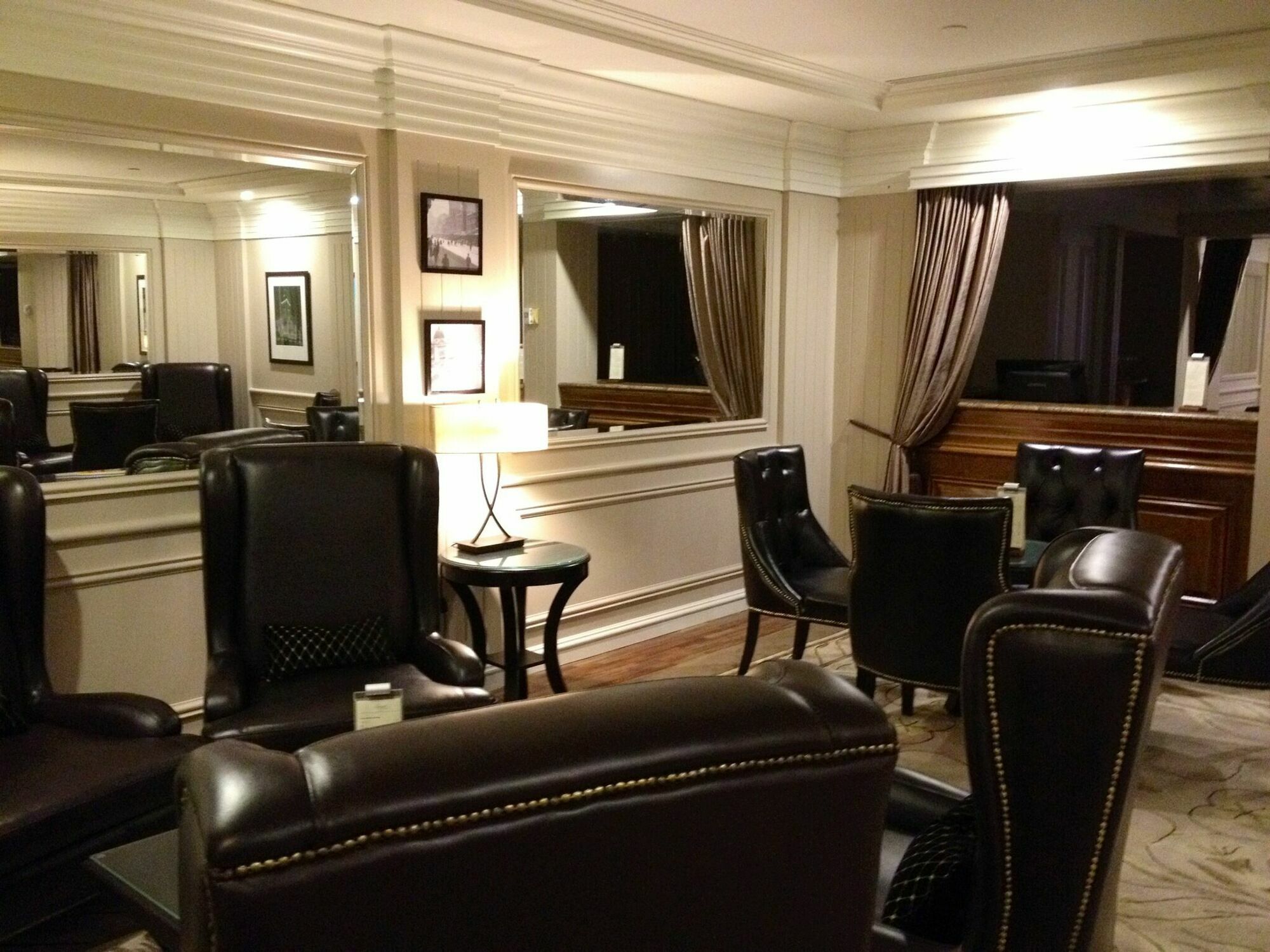 Mercure Port Of Australia Buitenkant foto